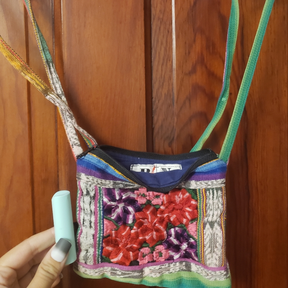 Mini purse with embroidery